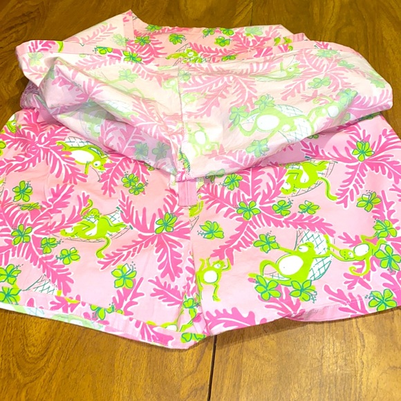 Lilly Pulitzer - Picture 3 of 5